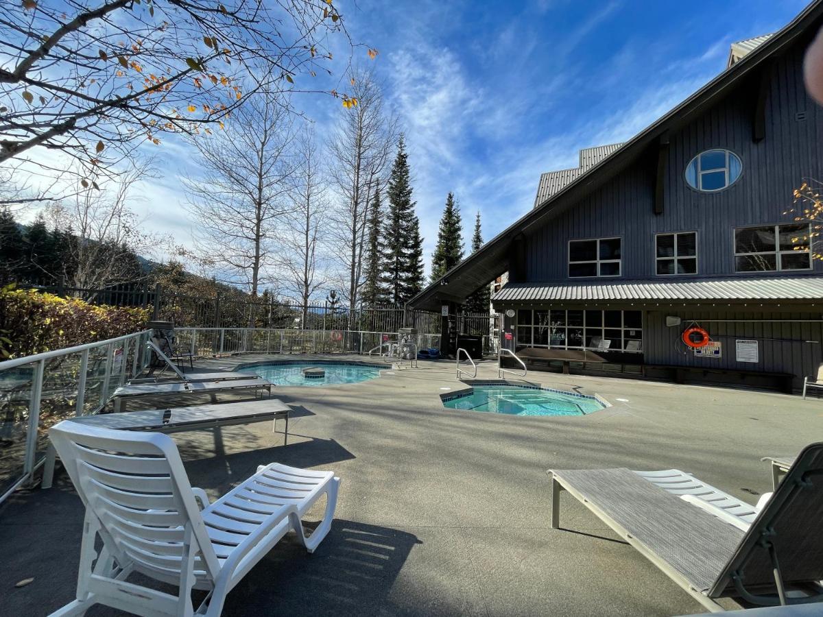 Best Ski In Ski Out Condo At Whistler Exterior foto